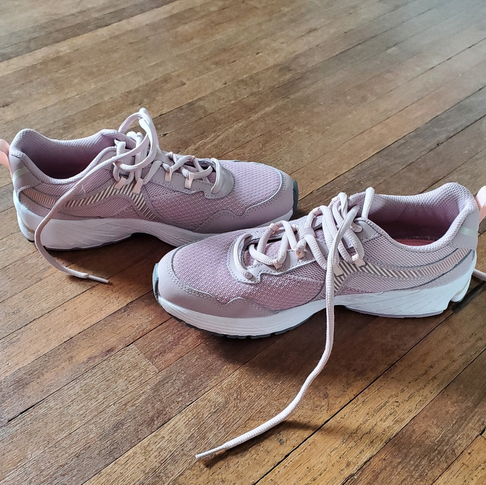 Ryka 7.5 rose pink tennis athletic shoes comfort New Without Tags